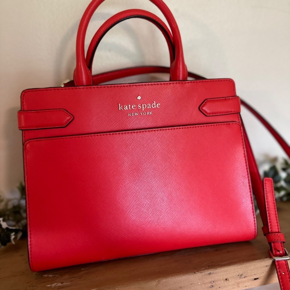 Small RED Kate spade purse - Picture 3 of 3